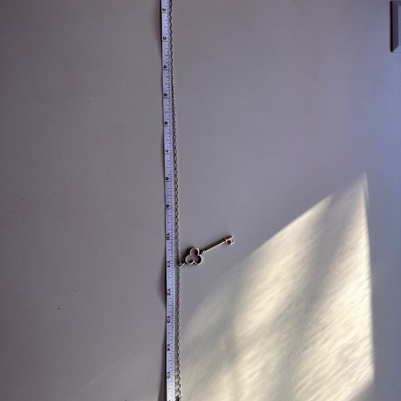 Tiffany Key Necklace with Oval chain - Picture 4 of 4